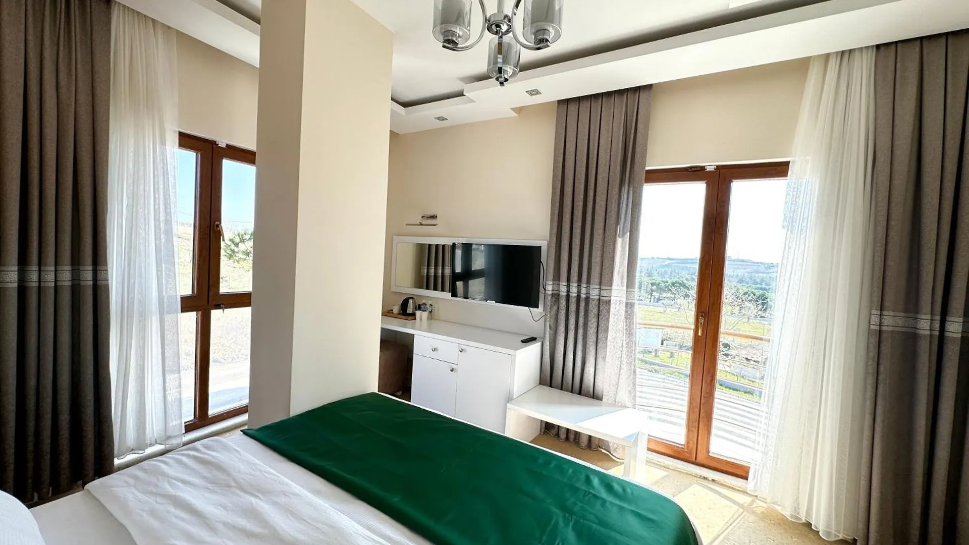 Green Roof Hotel & Spa Durusu 5*,